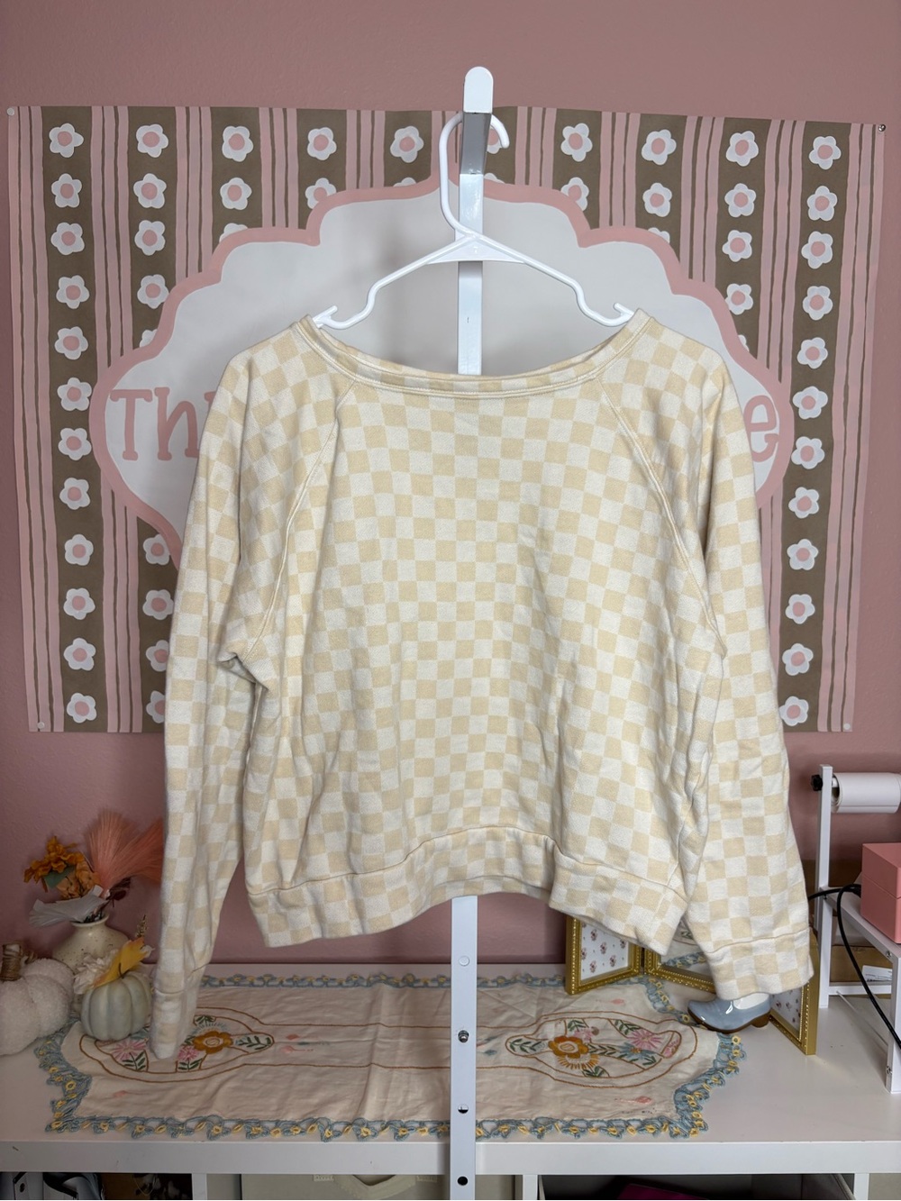 Women’s Gap Cream Checkered Wide Neck Pullover Sweater